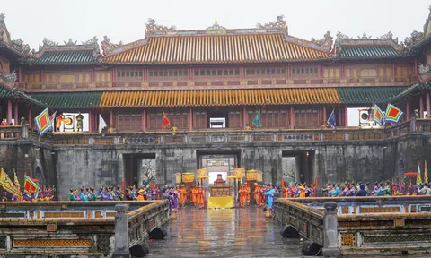 Thừa Thiên Huế: Công bố Festival 2023 và tái hiện Lễ Ban Sóc triều Nguyễn