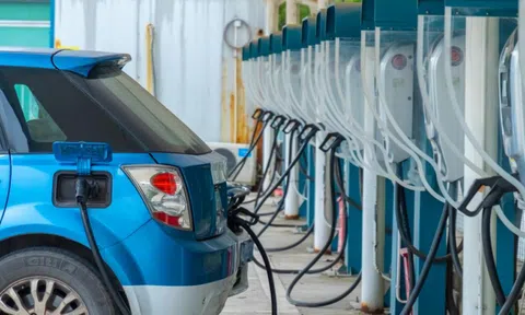 Bộ Công Thương đề nghị sớm ban hành quy chuẩn về trạm sạc xe điện