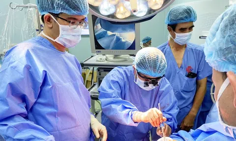 TP. Hồ Chí Minh: Phẫu thuật cứu người bệnh ung thư thận có chồi bướu lan xa vào tĩnh mạch chủ đến gần tim