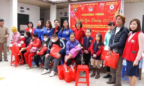 Victoria Thăng Long “viết” tiếp hành trình thiện nguyện những ngày cận Tết Quý Mão 2023