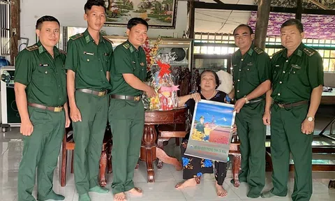 Xuân ấm vùng biên