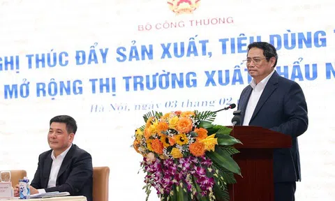 Thủ tướng: Ngành Công thương cần tập trung cho 3 đột phá chiến lược và 3 động lực tăng trưởng