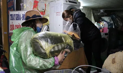 Hà Nội: Trời nồm ẩm, sản phẩm máy sấy, hút ẩm, dịch vụ giặt là đắt khách