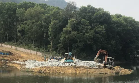 Hà Nội: Môi trường bị ảnh hưởng vì hồ Đá Dựng ô nhiễm, người dân kêu cứu