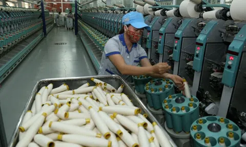 Hai kịch bản tăng trưởng kinh tế năm 2023