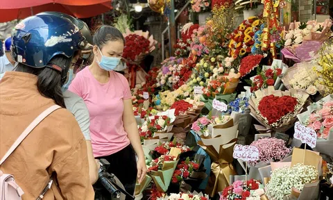 Thị trường mua sắm ngày lễ tình nhân khi kinh tế lạm phát