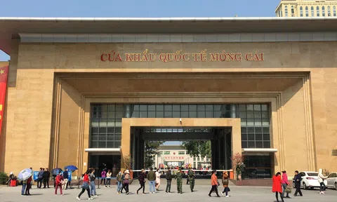 Chính thức khôi phục xuất nhập cảnh tại cửa khẩu quốc tế Móng Cái