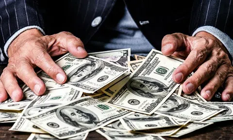 Tài sản giới siêu giàu sụt giảm hơn 10.000 tỷ USD trong năm 2022