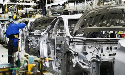 Đề xuất giảm 50% phí trước bạ cho ôtô lắp ráp trong nước để kích cầu