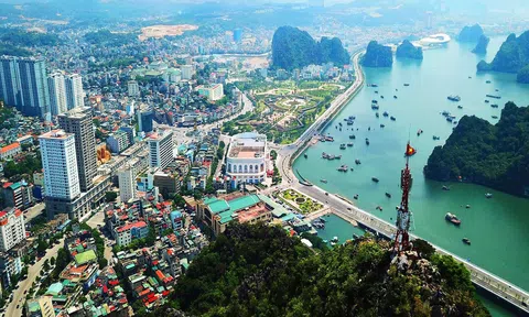 Quảng Ninh cần kiên trì thực hiện sáng tạo mô hình "một tâm, hai tuyến đa chiều, hai mũi đột phá, ba vùng động lực"