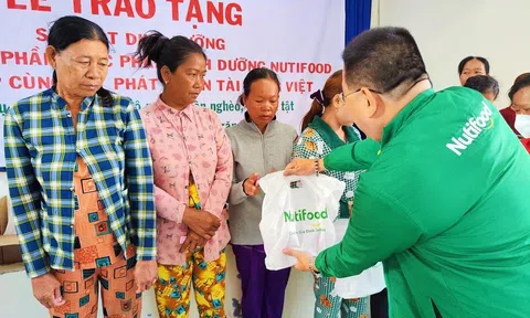 Nutifood trao tặng hàng nghìn suất quà tới người nghèo tại Sóc Trăng và Hậu Giang
