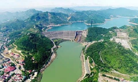 Hòa Bình ưu tiên nguồn lực cho phát triển kinh tế xanh