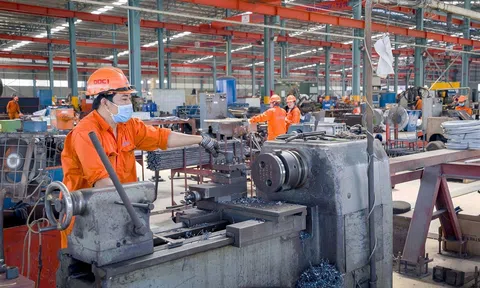 UOB hạ dự báo tăng trưởng GDP của Việt Nam năm 2023