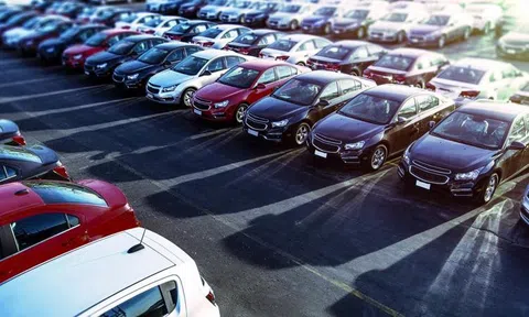 Thị trường ô tô Việt Nam tiếp tục tăng trưởng khá trong tháng 3