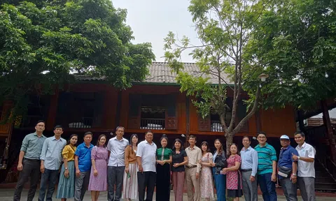 Bản du lịch giữa thung lũng Mường Lò