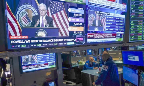 Cục Dự trữ Liên bang Mỹ tăng lãi suất lần thứ 10 liên tiếp