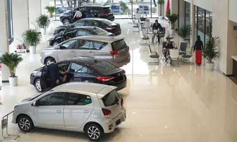 Bộ Công Thương ủng hộ giảm 50% phí trước bạ ô tô
