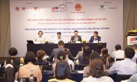 Đối thoại về Giấy phép lao động và kiến nghị sửa đổi Nghị định 152