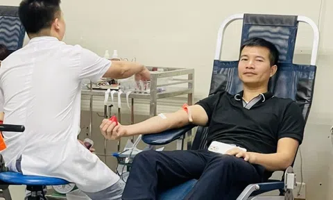 Cán bộ, nhân viên Giang Nam Petrol hiến máu nhân đạo với tâm niệm “mỗi giọt máu cho đi - một cuộc đời ở lại”