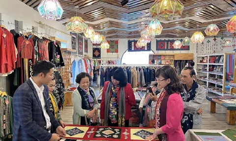 Thổ cẩm Lan Rừng Sa Pa - Nét đẹp văn hóa truyền thống bản địa