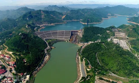 Tất cả hồ thủy điện miền Bắc đã vượt mực nước chết