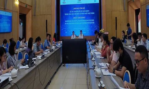 Công bố Sổ tay Hỗ trợ chuyển đổi số cho doanh nghiệp nhỏ và vừa lĩnh vực chế biến, phân phối thực phẩm