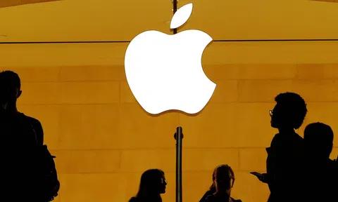 Giá cổ phiếu của Apple đã tăng cao kỷ lục, nâng giá trị vốn hóa thị trường lên gần 3.000 tỷ USD