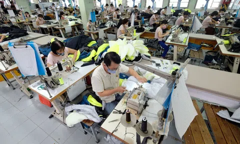 Ngân hàng Standard Chartered dự báo kinh tế Việt Nam sẽ phụ hồi và tăng trưởng 7,0% trong 6 tháng cuối năm