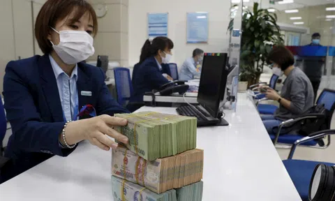 Chính phủ yêu cầu tiếp tục thực hiện các giải pháp đồng bộ giảm mặt bằng lãi suất, phấn đấu giảm ít nhất từ 1,5 - 2%