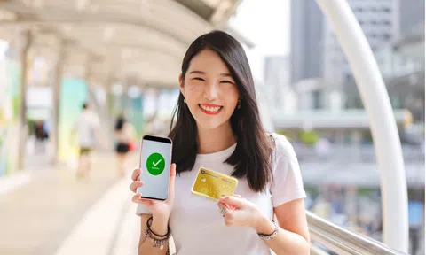 HDBank trao thưởng gần 1 tỷ đồng cho khách hàng may mắn trong chương trình “Mở Siêu Thẻ - Nhận Quà Siêu Lớn”