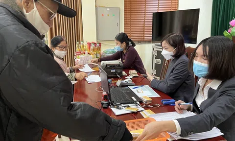 Phó Thủ tướng chỉ đạo chi trả lương hưu mới ngay trong tháng 8