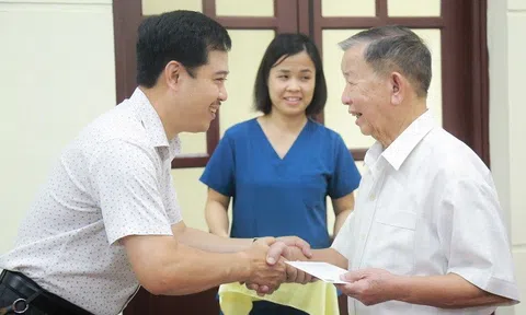 Bảo hiểm PJICO thăm, tặng quà cho thương bệnh binh tại Hưng Yên