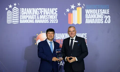 Tạp chí uy tín hàng đầu Châu Á vinh danh HDBank ở hạng mục phát triển bền vững