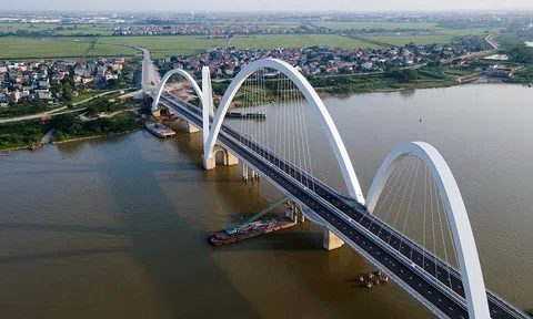 Thông xe cầu vòm thép cao nhất Việt Nam