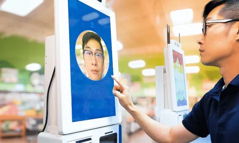 Chuyển khoản trên 10 triệu sẽ phải xác thực sinh trắc học