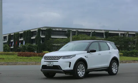 Land Rover Việt Nam bắt tay Vietcombank vì người tiêu dùng Việt