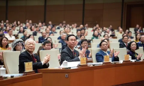Quốc hội bắt đầu quy trình lấy phiếu tín nhiệm từ chiều 24/10
