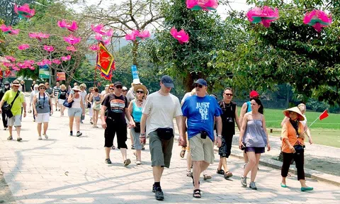 Ngành du lịch đón hơn 1,1 triệu lượt khách quốc tế trong tháng 10/2023