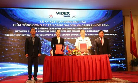 Tân Cảng Sài Gòn “bắt tay” cảng Phnompenh phát triển logistics tuyến Việt Nam – Campuchia