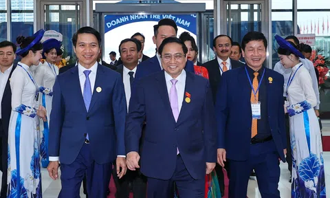 Thủ tướng: Chính phủ kiến tạo với chính sách thông thoáng, hạ tầng thông suốt và quản lý thông minh