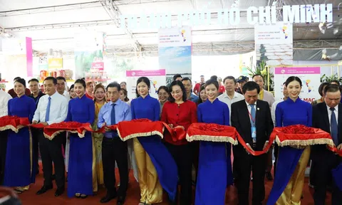 Tôn vinh các đặc sản vùng miền, làng nghề truyền thống nổi tiếng