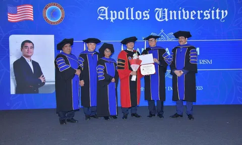 Chủ tịch LuxGroup nhận bằng Tiến sĩ Danh dự từ Trường Đại học Apollos