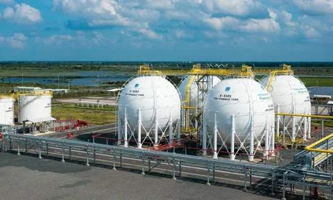 Phát triển điện khí LNG chính là giải pháp xanh trong chuyển dịch năng lượng