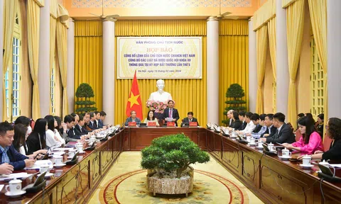 Chính thức công bố Luật đất đai và Luật các tổ chức tín dụng (sửa đổi) với nhiều điểm mới