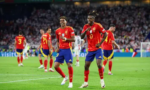 Thắng đậm tân binh Gruzia, Tây Ban Nha đi tiếp vào vòng Tứ kết