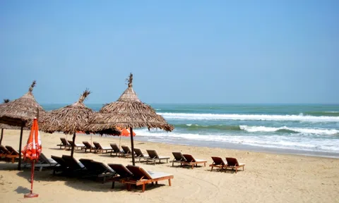 Về An Bàng ngắm biển xanh và dòng sông Cổ Cò huyền thoại