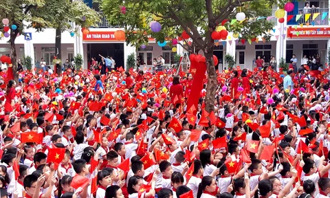 Nhớ lần đầu tiên đi học