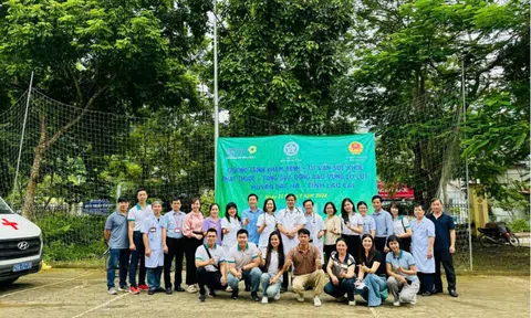 Bệnh Viện Bạch Mai huy động lực lượng chung tay hỗ trợ nhân dân vùng bão lũ