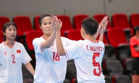 Đội tuyển futsal nữ Việt Nam "đè bẹp" Indonesia với chiến thắng đậm 5-0