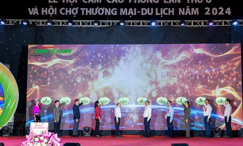 Khai mạc Lễ hội cam Cao Phong lần thứ 8 và Hội chợ Thương mại - Du lịch năm 2024 tại Hòa Bình